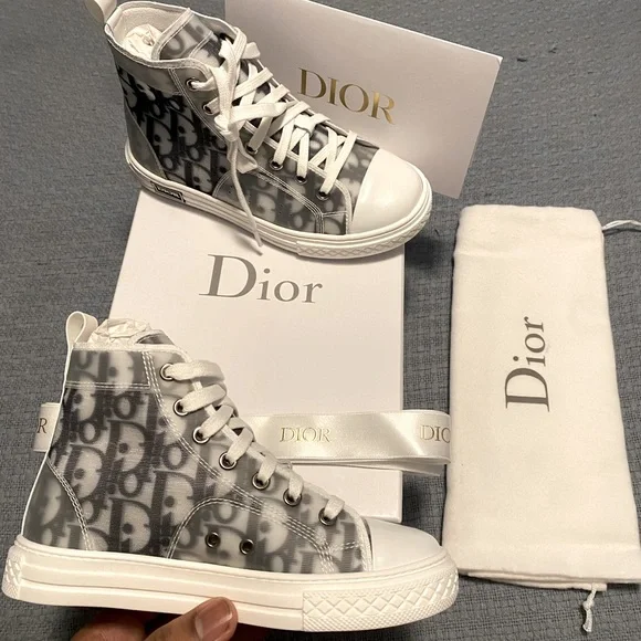 Dior キッズ ハイトップスニーカー 28 Dior キッズ ハイトップスニーカー 28